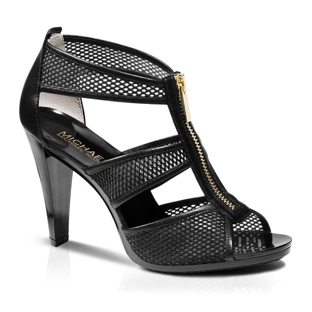 NEW Michael Kors Berkley T-Strap Black Leather and Mesh Platform Sandals